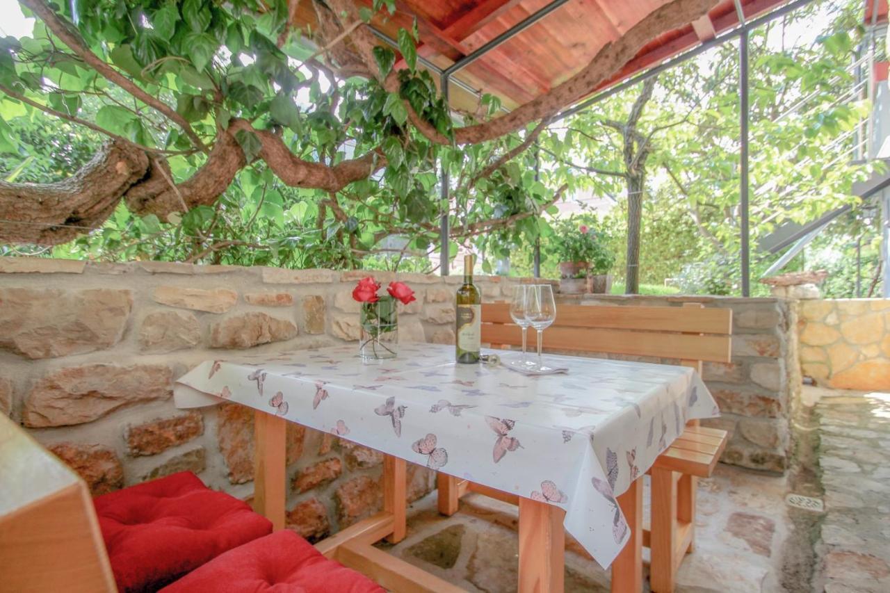 Carla Guest House Novigrad  ภายนอก รูปภาพ